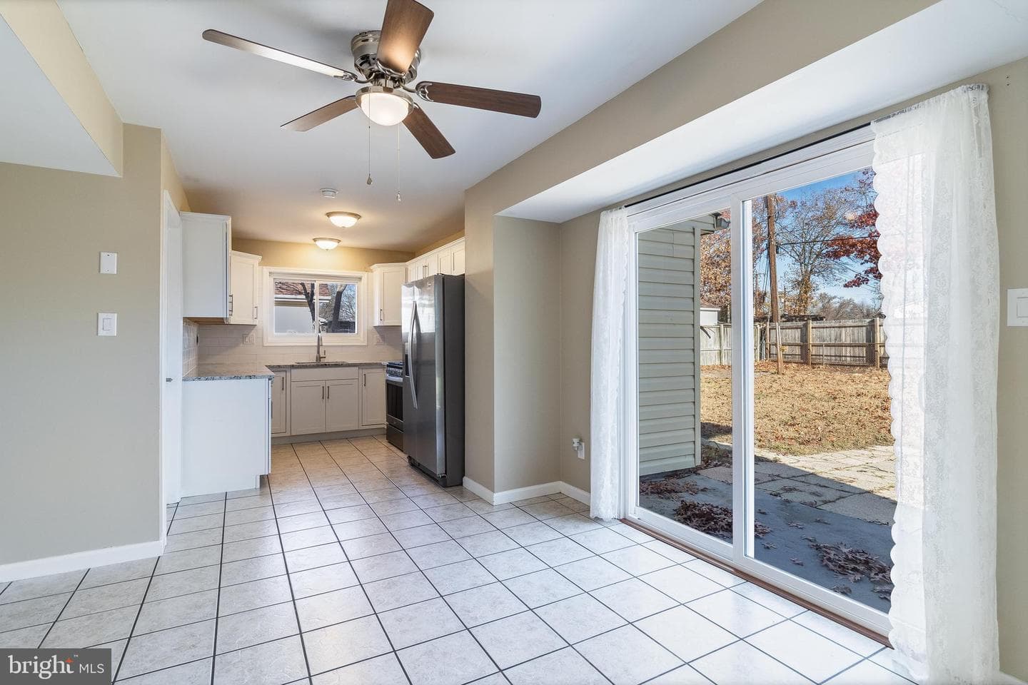 1115 Clark Avenue photo 6