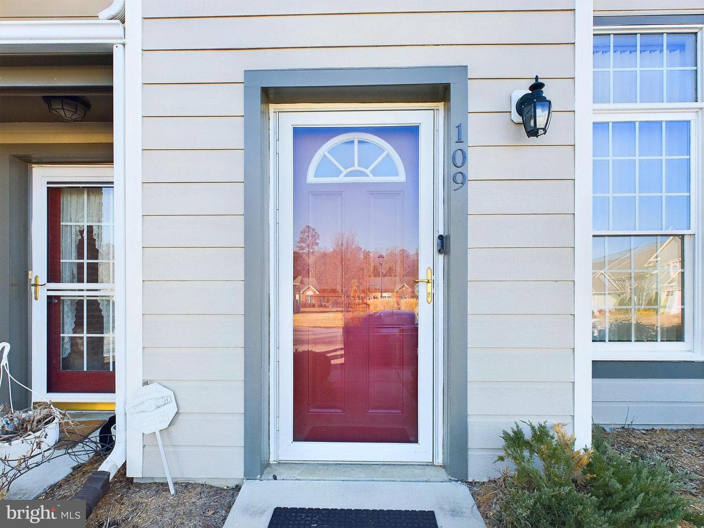 109 Madison Street photo 4
