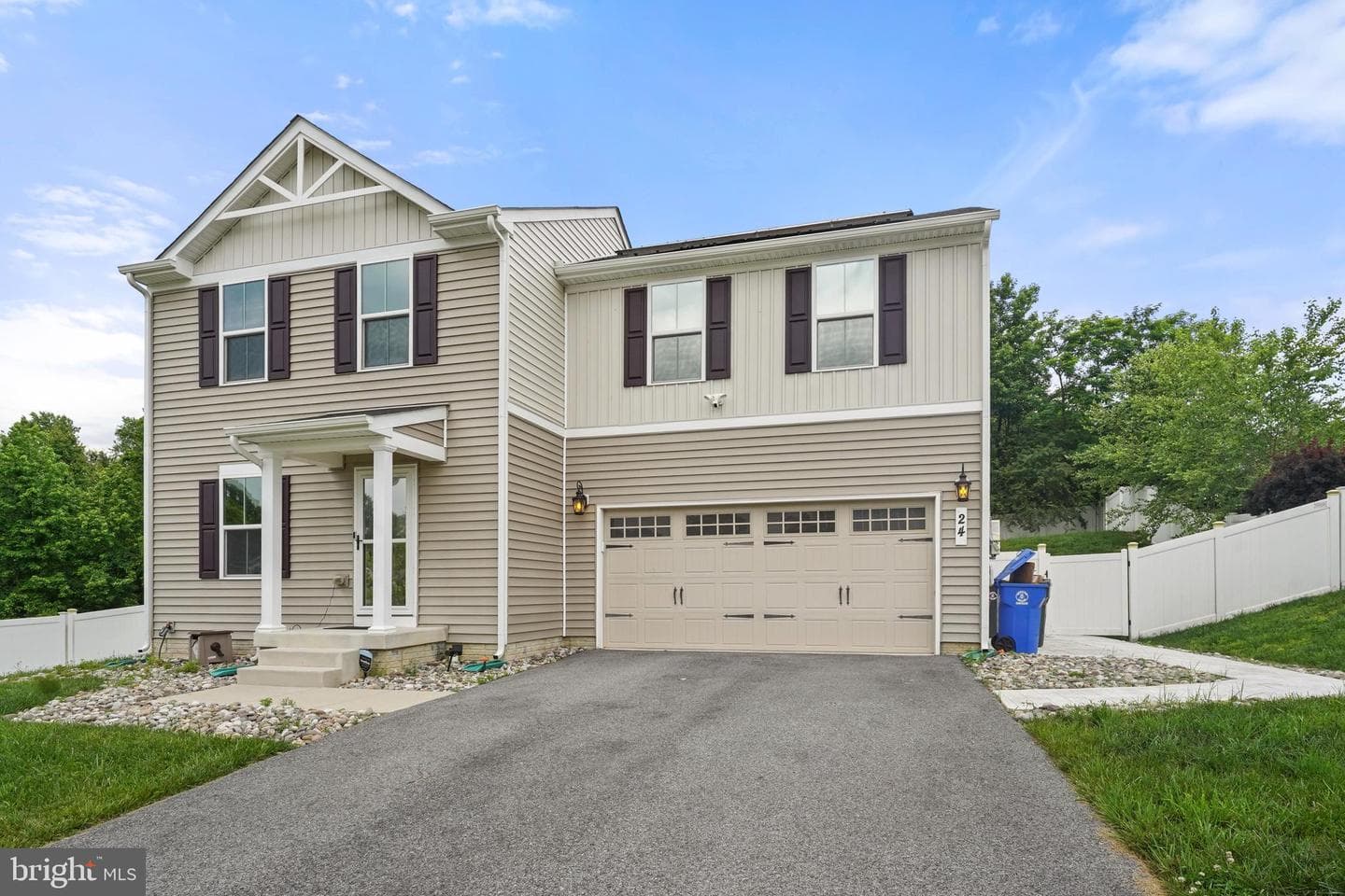24 Willow Woods Drive photo 2