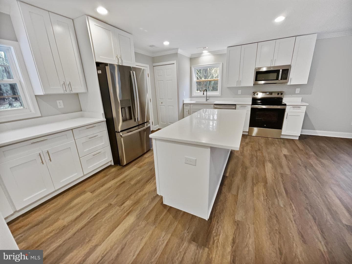 9380 Crystal Lane, Bel Alton