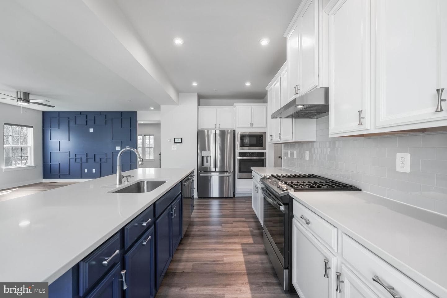 10597 Starfire Ln photo 13