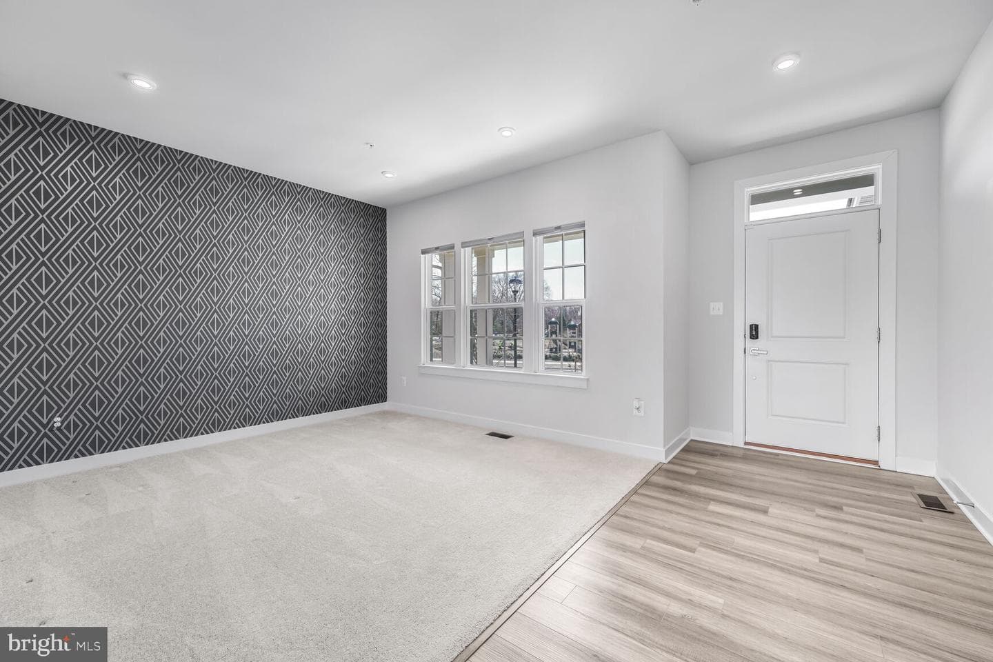 10597 Starfire Ln photo 5