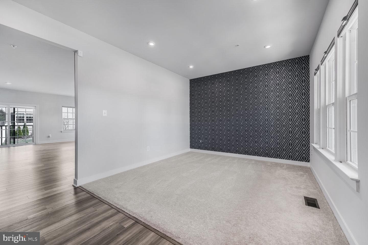 10597 Starfire Ln photo 7