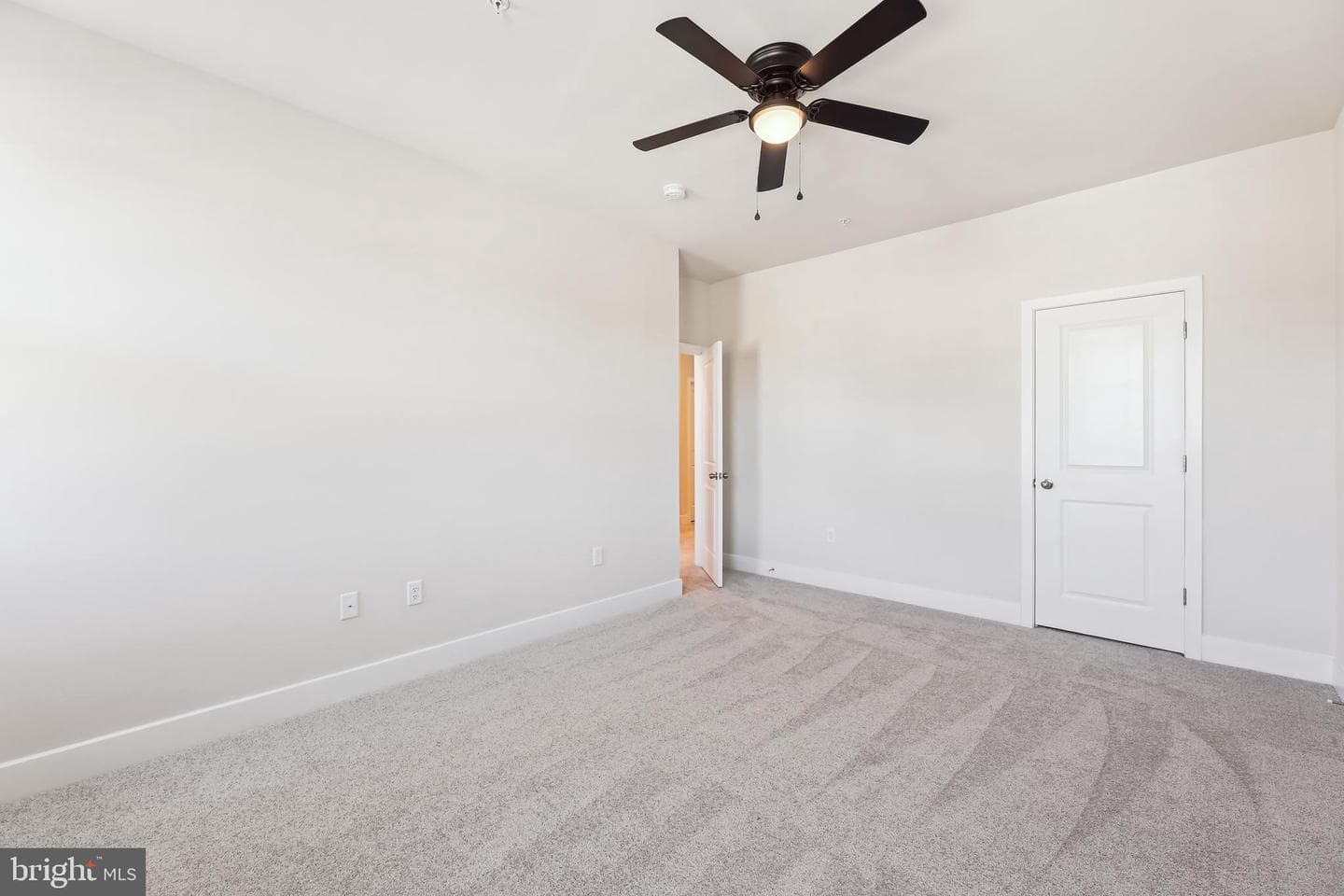 3890 Glacier Bay Pl photo 81