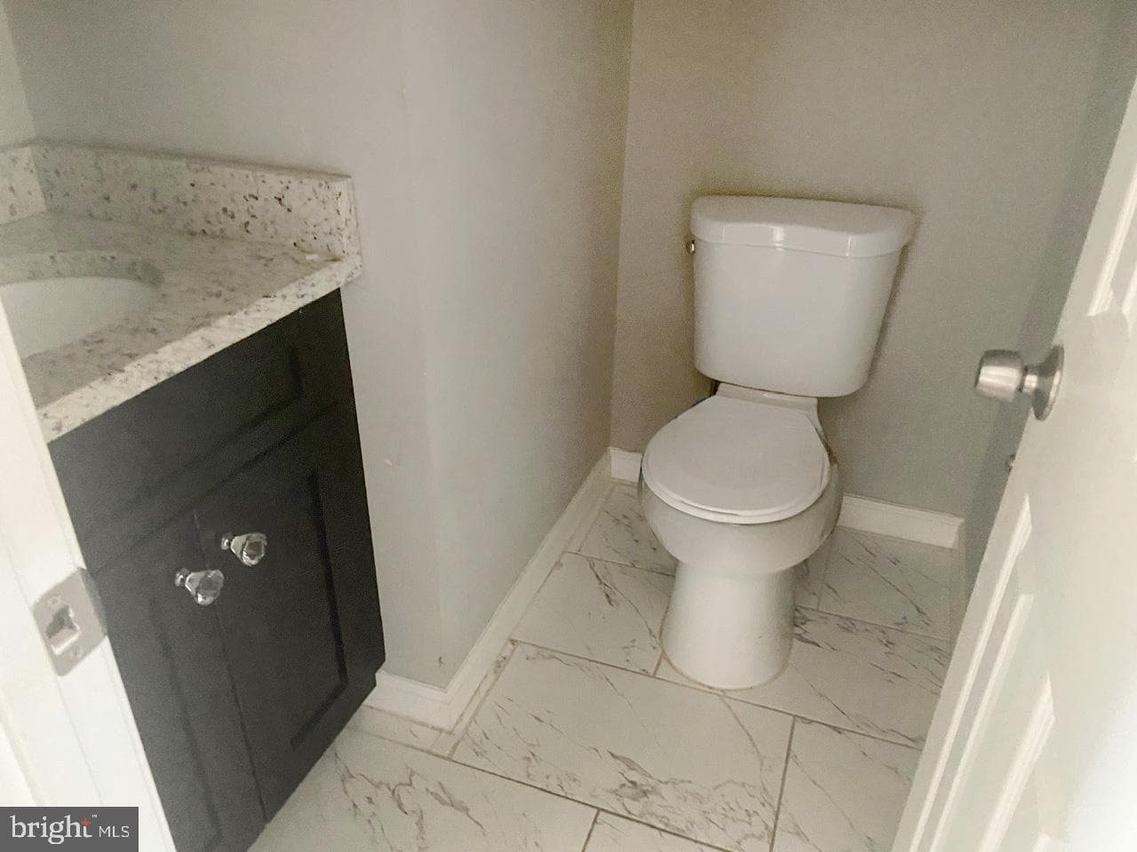 6704 Pauline Court photo 7