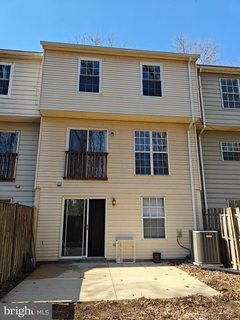 4557 Grouse Place photo 2