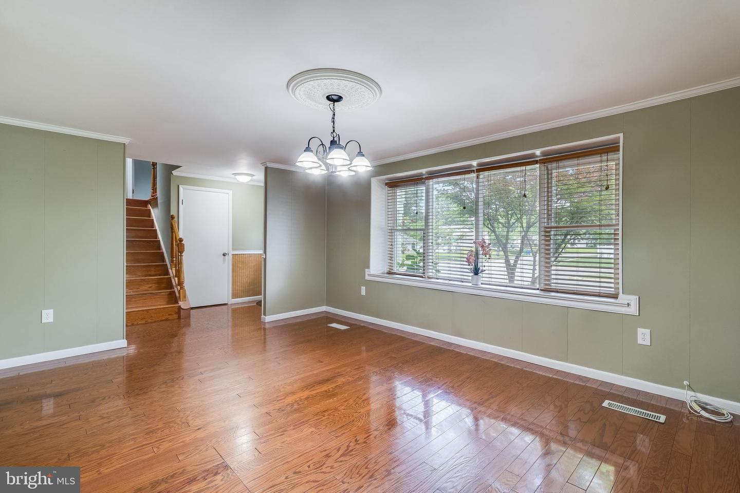 2406 Pinefield Road photo 6