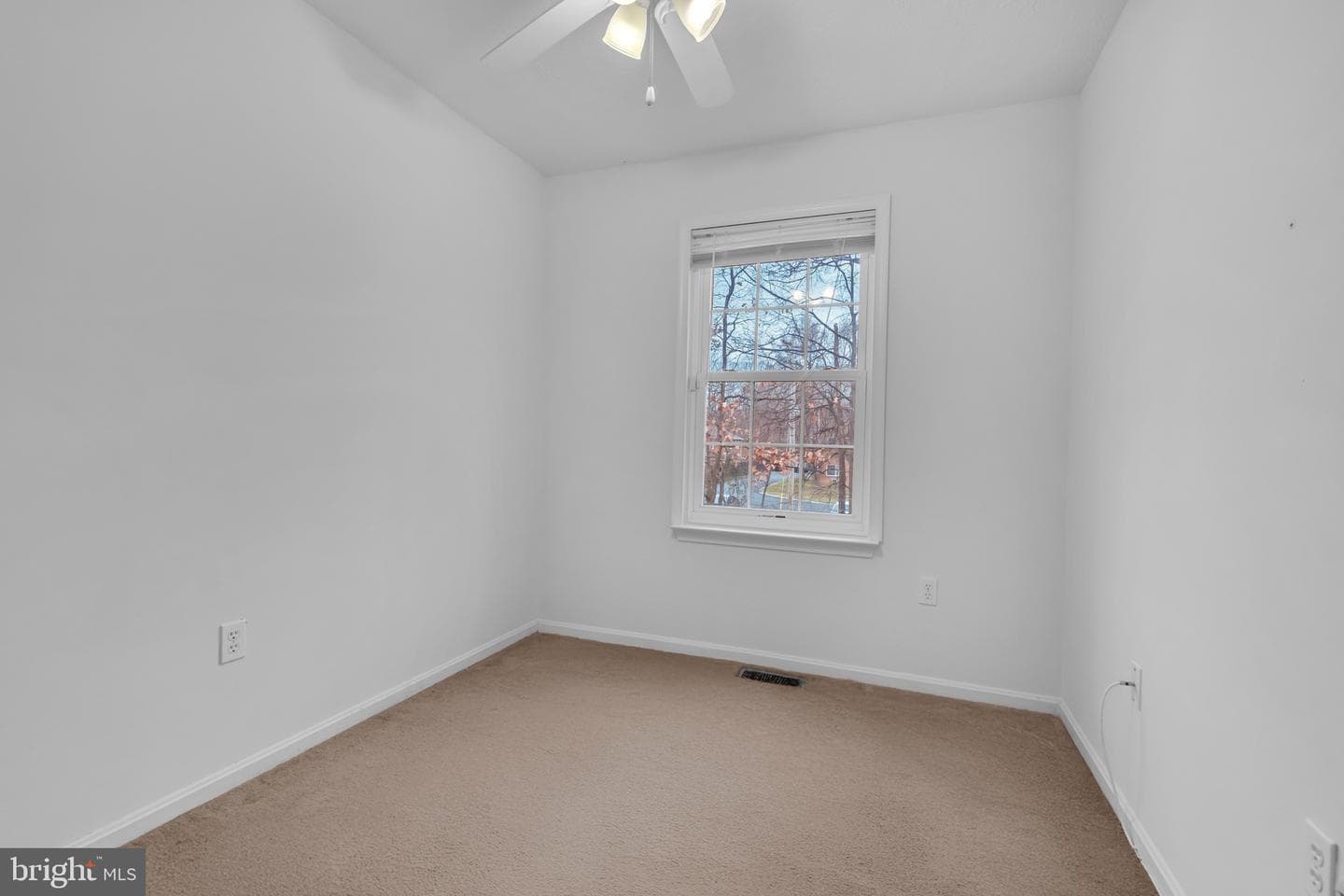 32 Meadowside Court photo 16