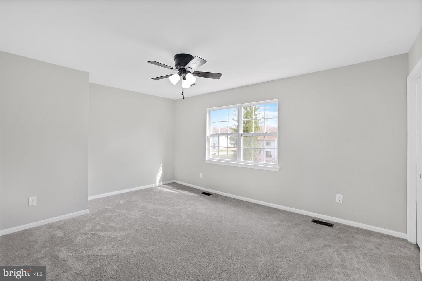 815 Cedar Court photo 24