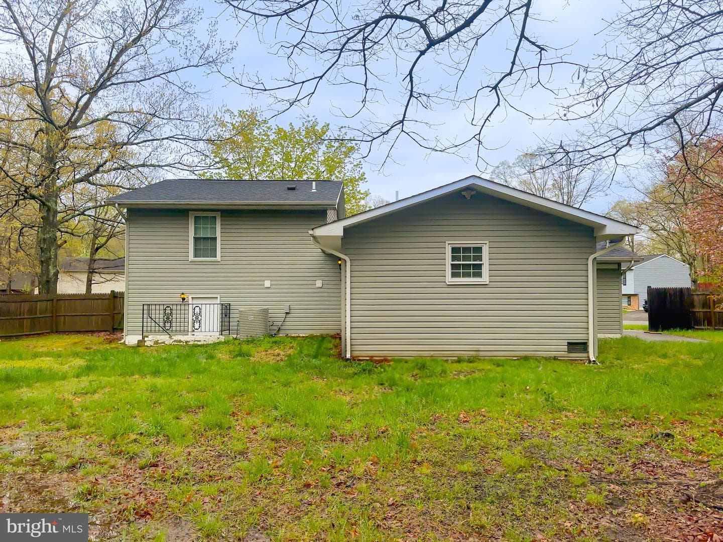 2204 Holly Oak Court photo 17
