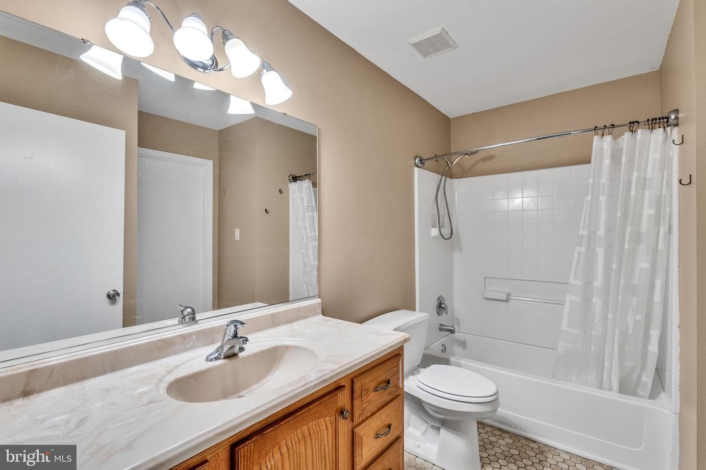 2901 Hunt Court photo 31