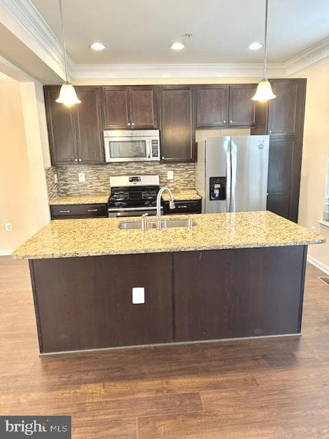 47 Derby Drive photo 10