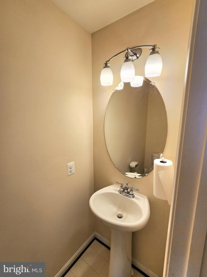 47 Derby Drive photo 12