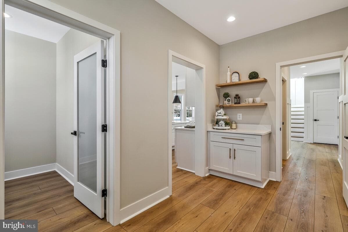 6770 Hungerford Road photo 33