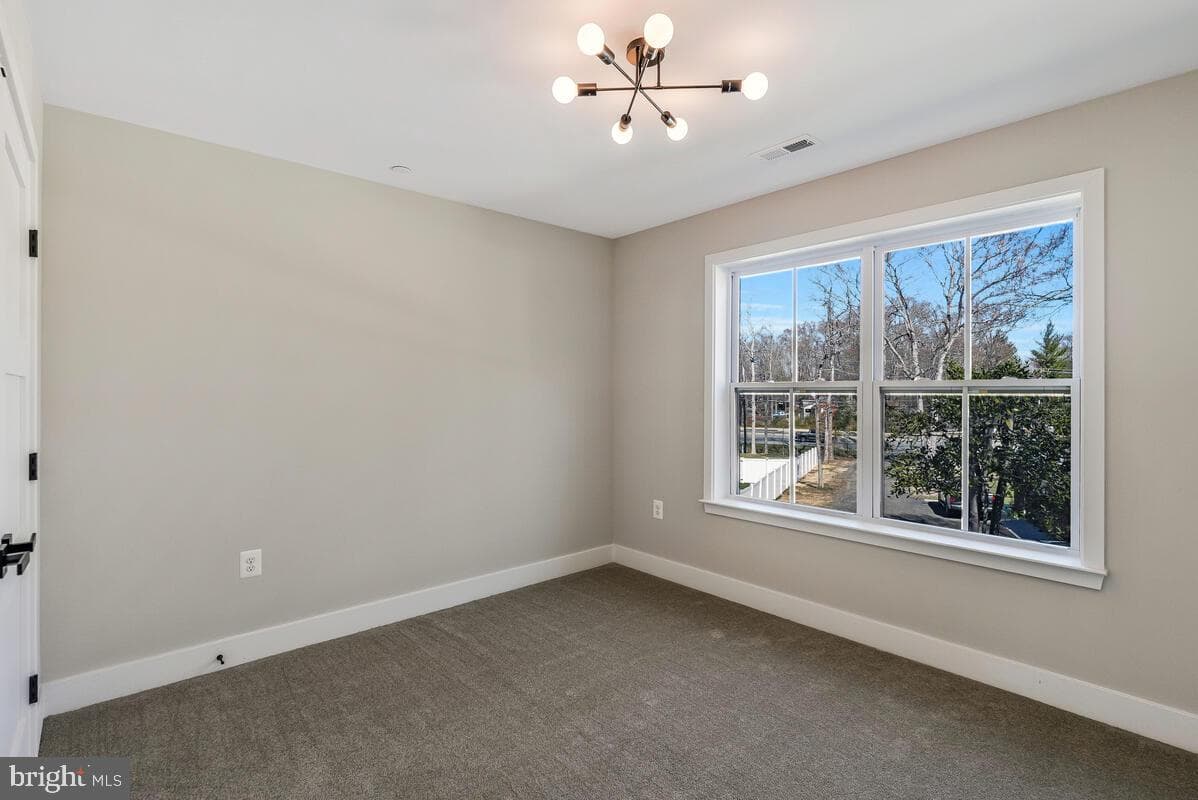 6770 Hungerford Road photo 41