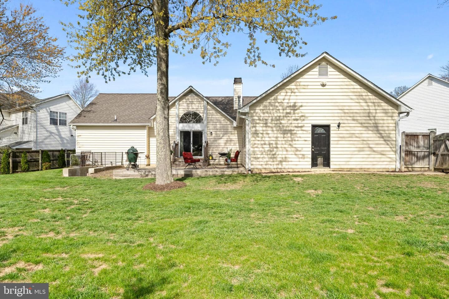 3004 Freedom Court N photo 12