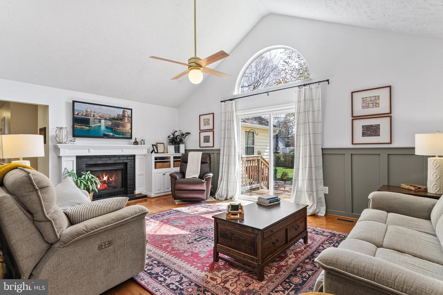 3004 Freedom Court N photo 29