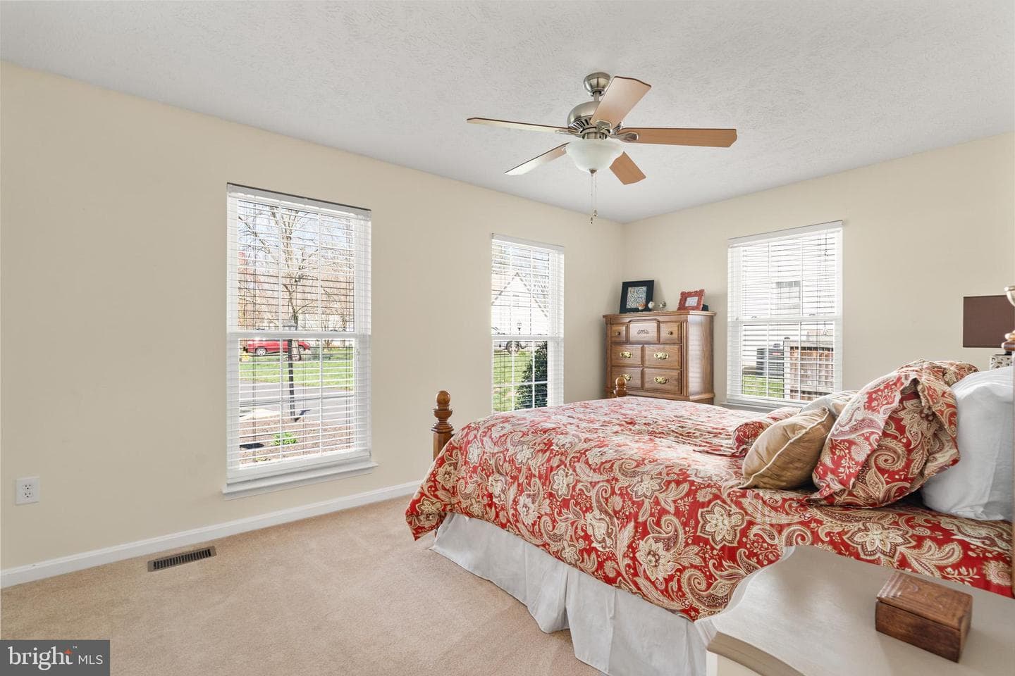 3004 Freedom Court N photo 47