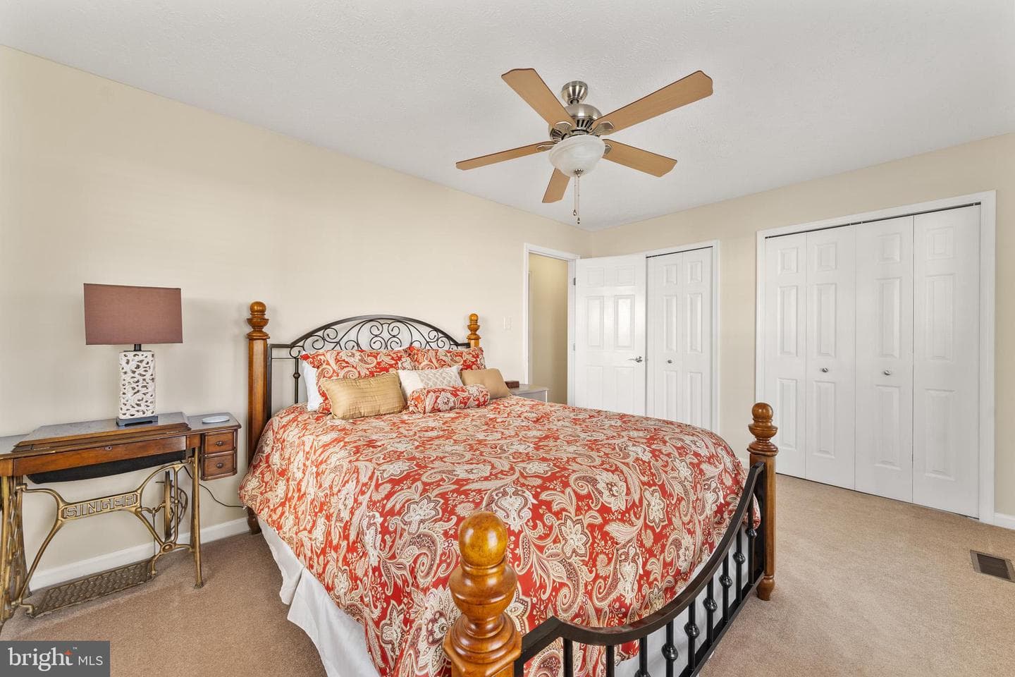 3004 Freedom Court N photo 48