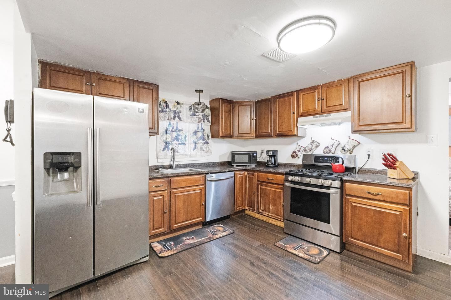 87 Garner Avenue photo 10
