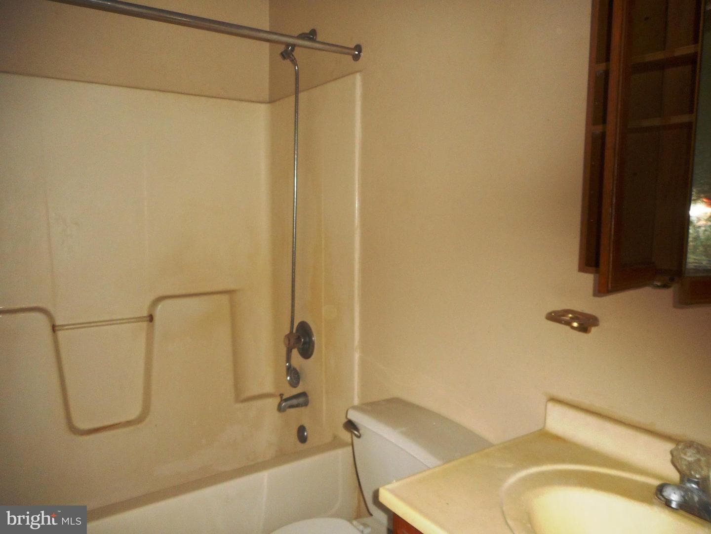 3808 Glem Court photo 10