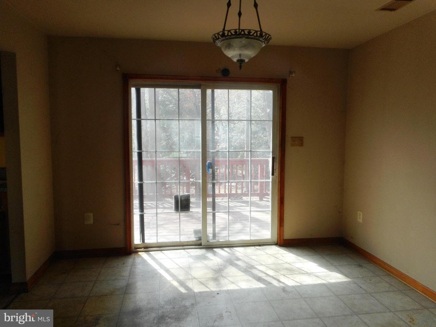 3808 Glem Court photo 2