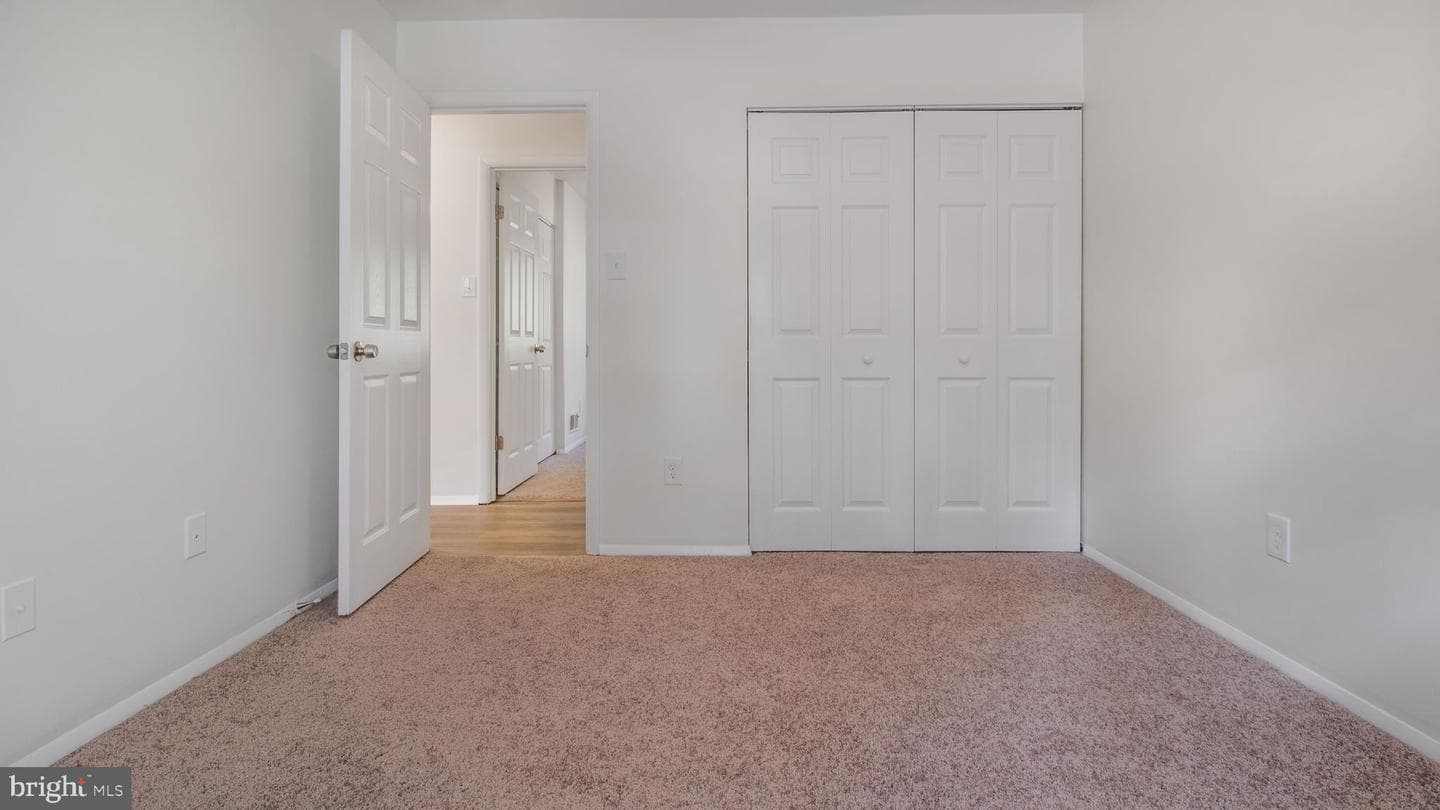 2812 Lomax Court photo 22