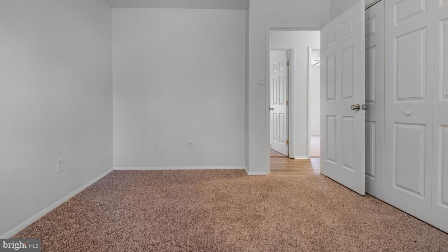2812 Lomax Court photo 7