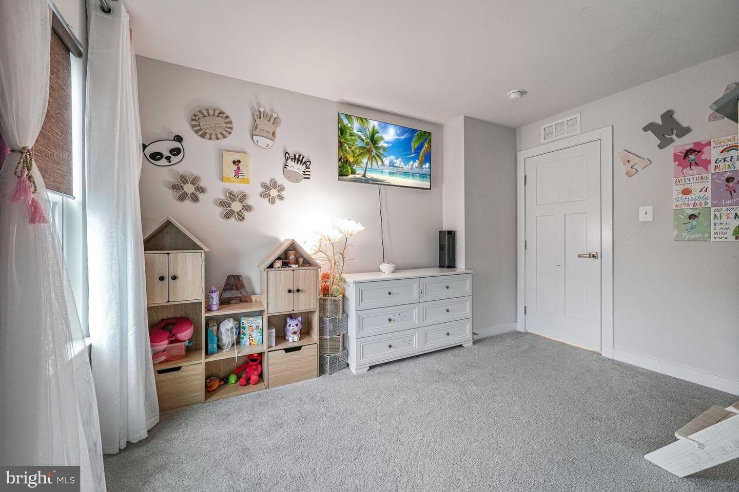 12261 Revolution Court photo 37