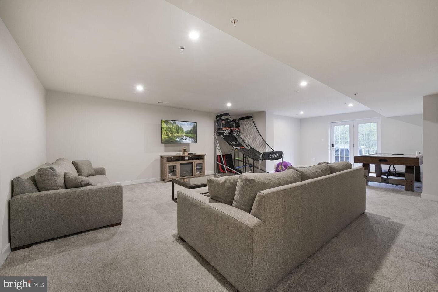 12261 Revolution Court photo 53