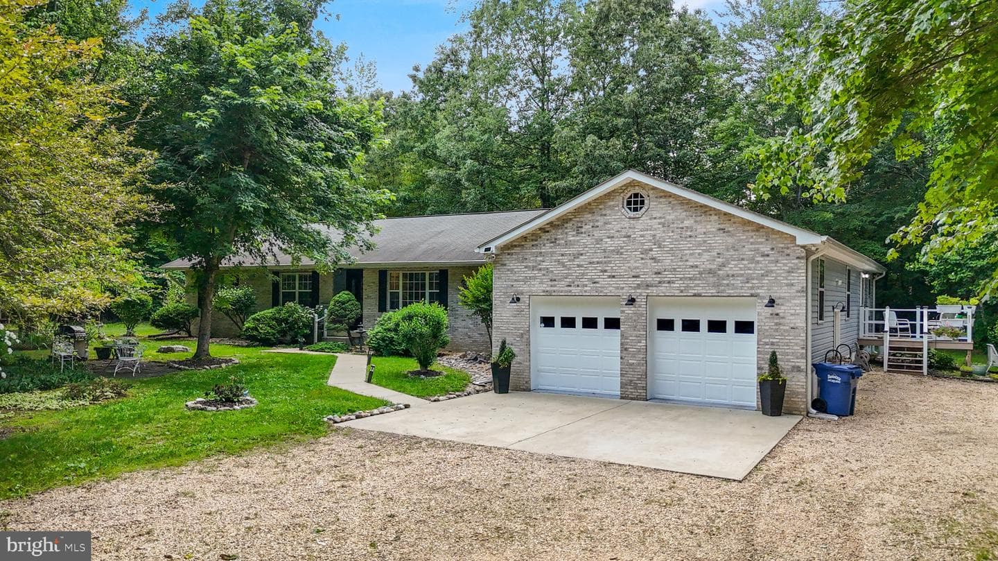 4745 Shady Hill Lane photo 4