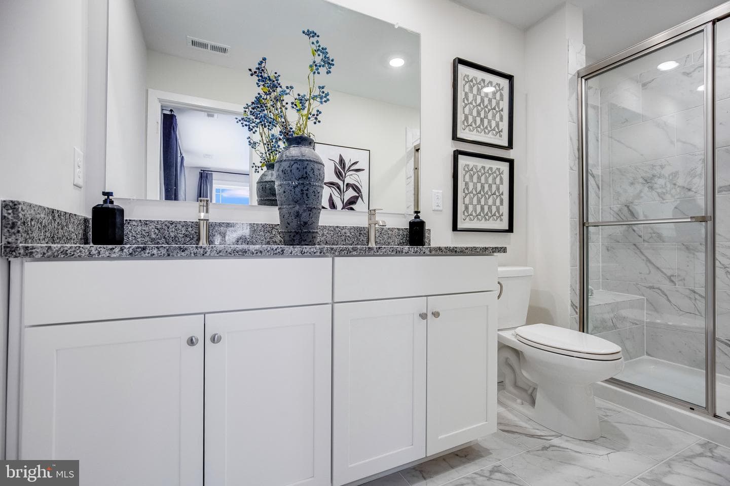 10585 Roundstone Lane photo 18