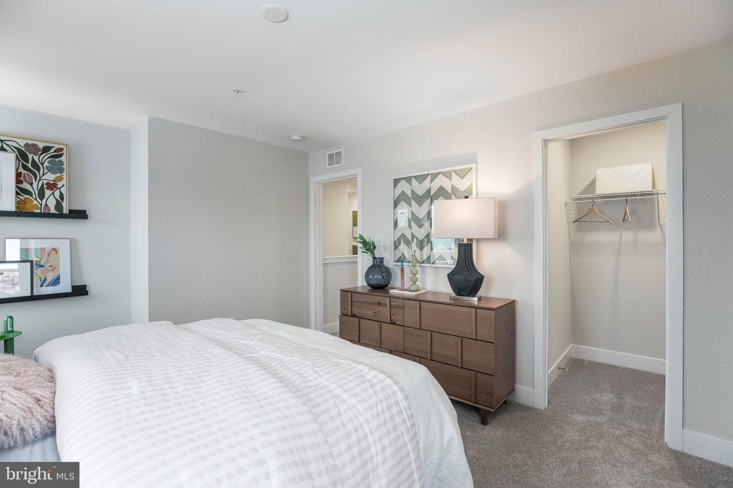 10585 Roundstone Lane photo 20