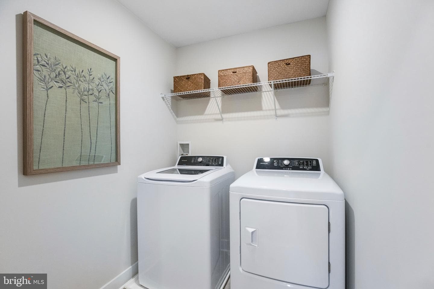 10585 Roundstone Lane photo 25