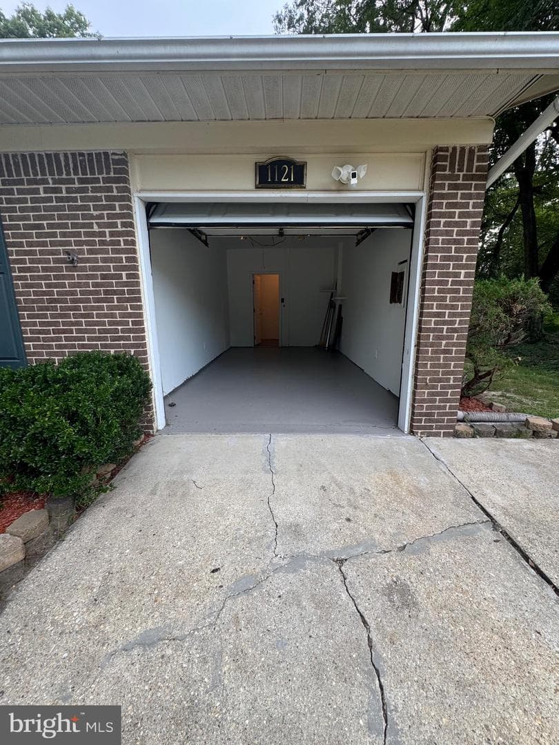 1121 Bannister Circle photo 10