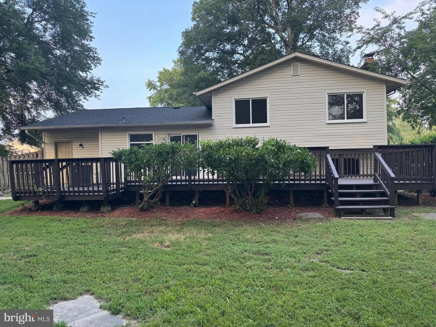 1121 Bannister Circle photo 20