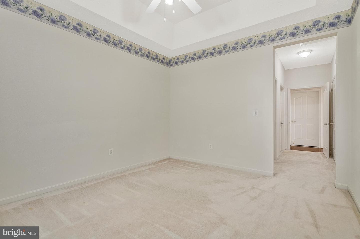 251 Williamsburg Circle photo 32