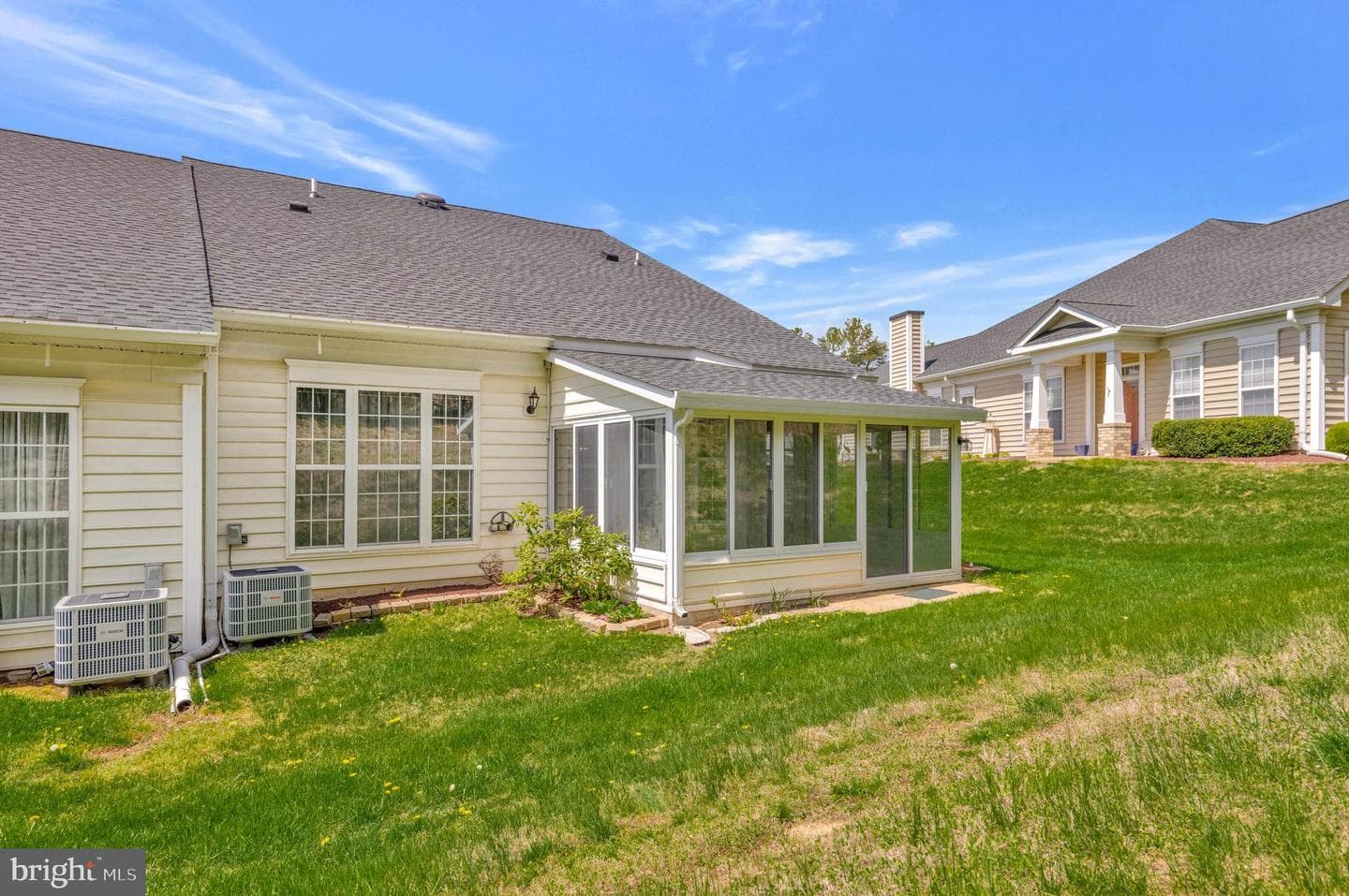 251 Williamsburg Circle photo 40