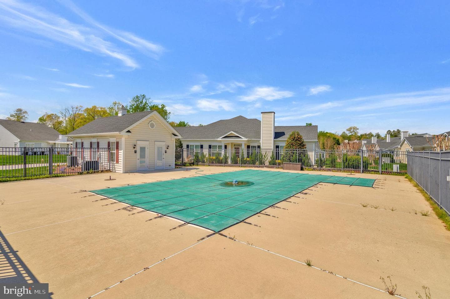 251 Williamsburg Circle photo 44
