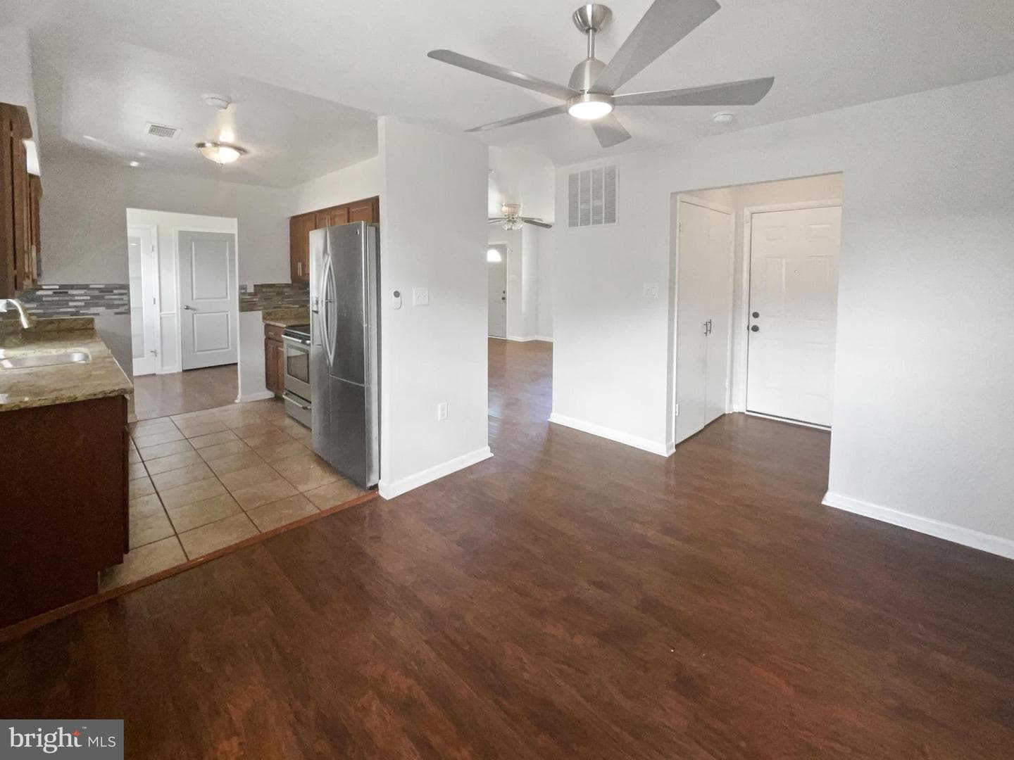 2115 Greenwood Drive photo 11