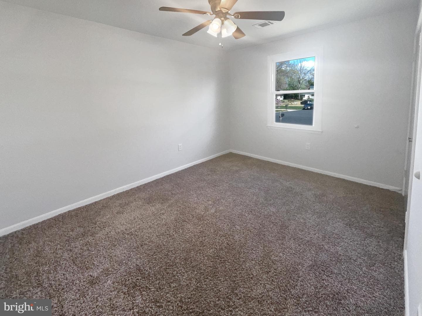 2115 Greenwood Drive photo 14