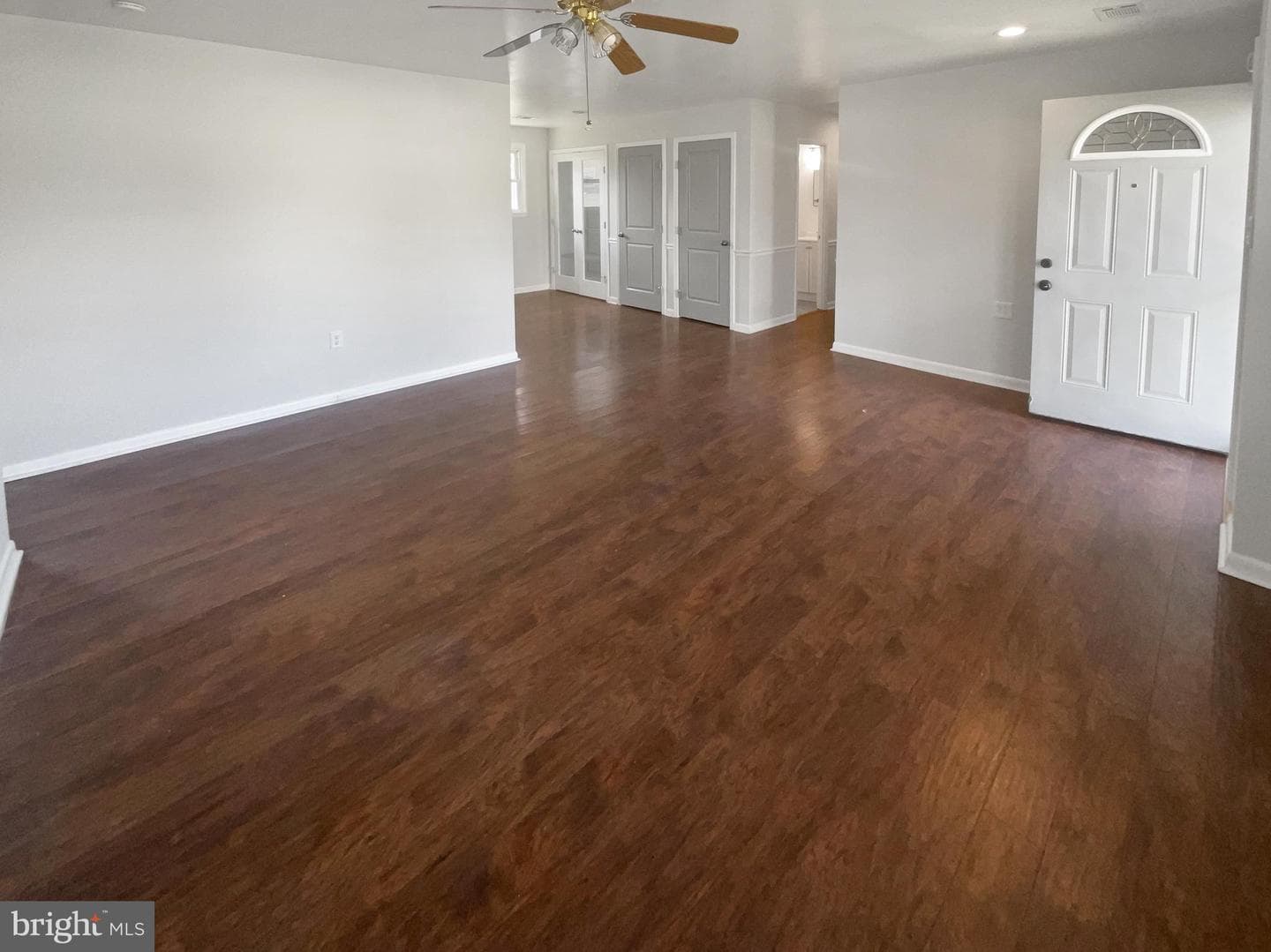 2115 Greenwood Drive photo 2