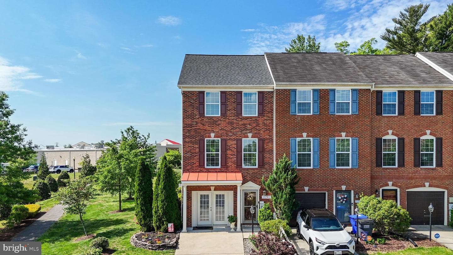 11797 Sunningdale Place photo 1