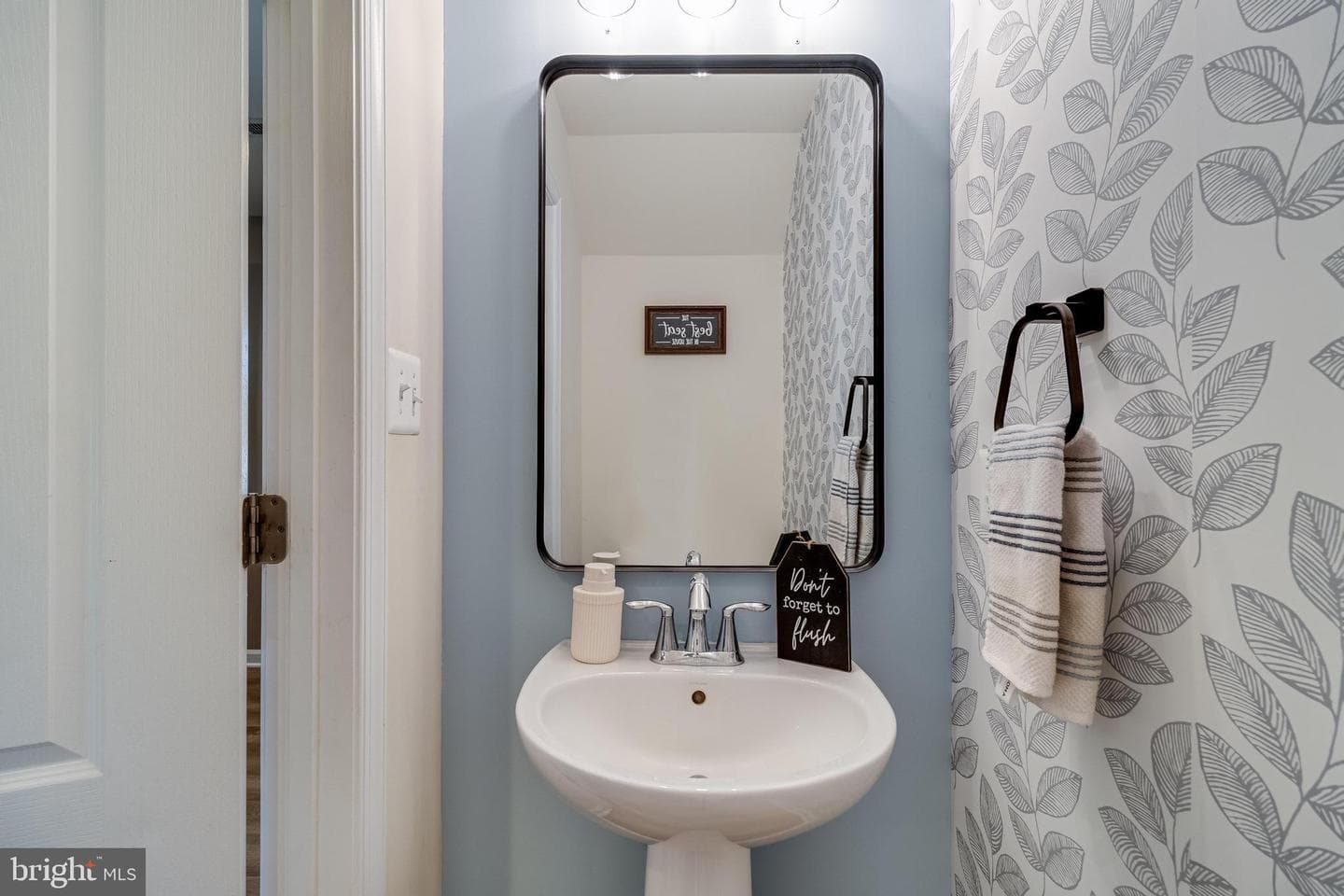 11797 Sunningdale Place photo 9