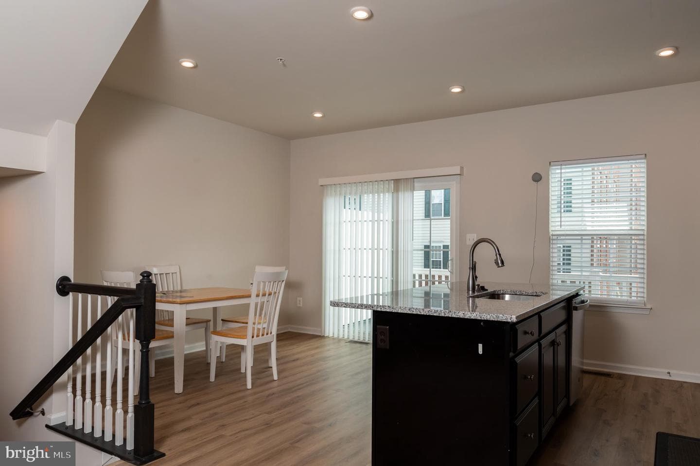 112 Seldovia Drive photo 5