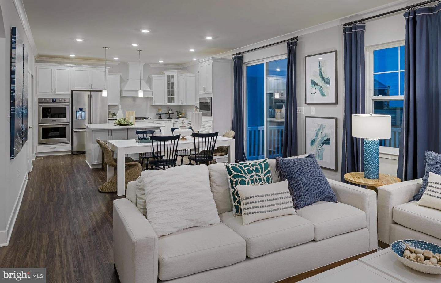 5843 Calypso Court photo 4
