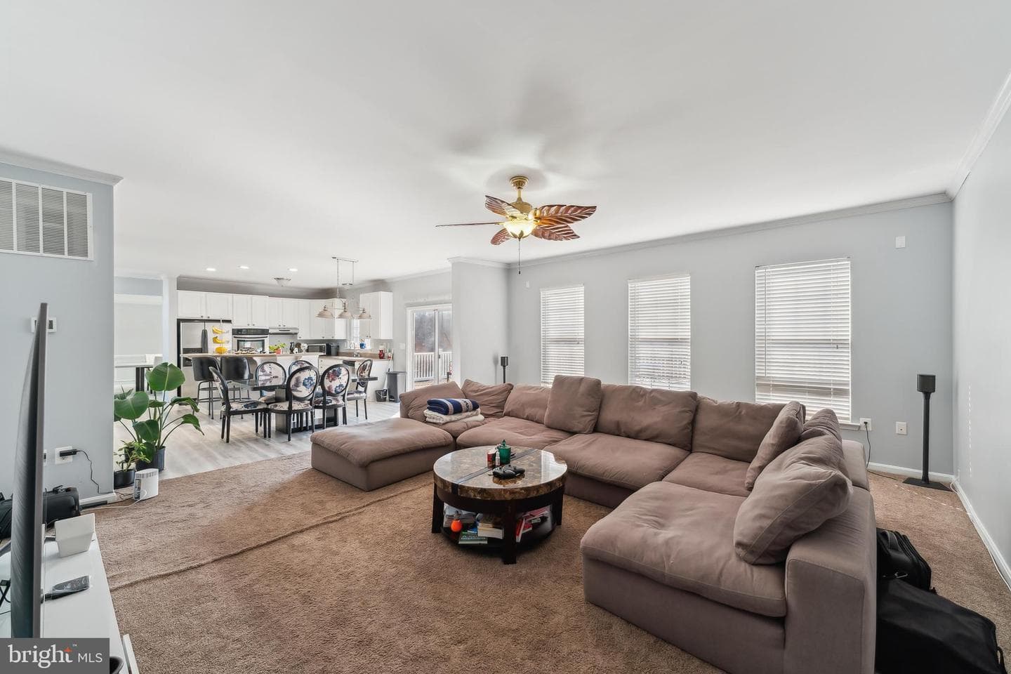 1030 Canterbury Lane photo 10