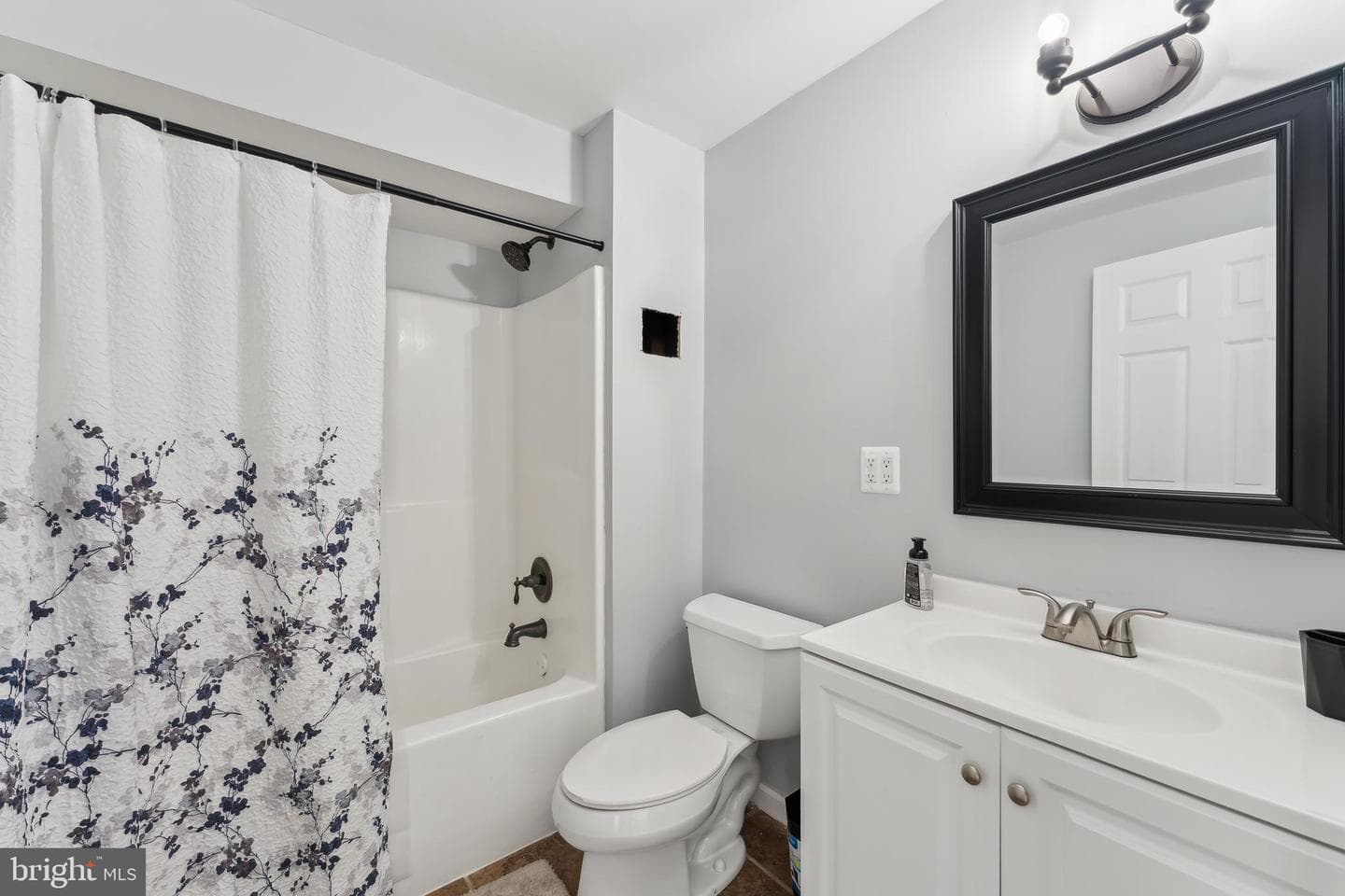 1030 Canterbury Lane photo 31