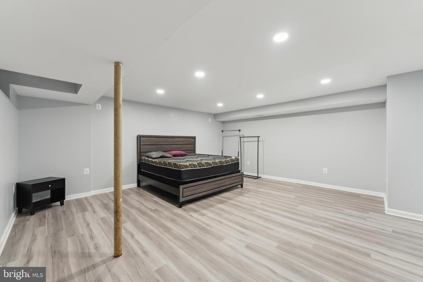 1030 Canterbury Lane photo 32