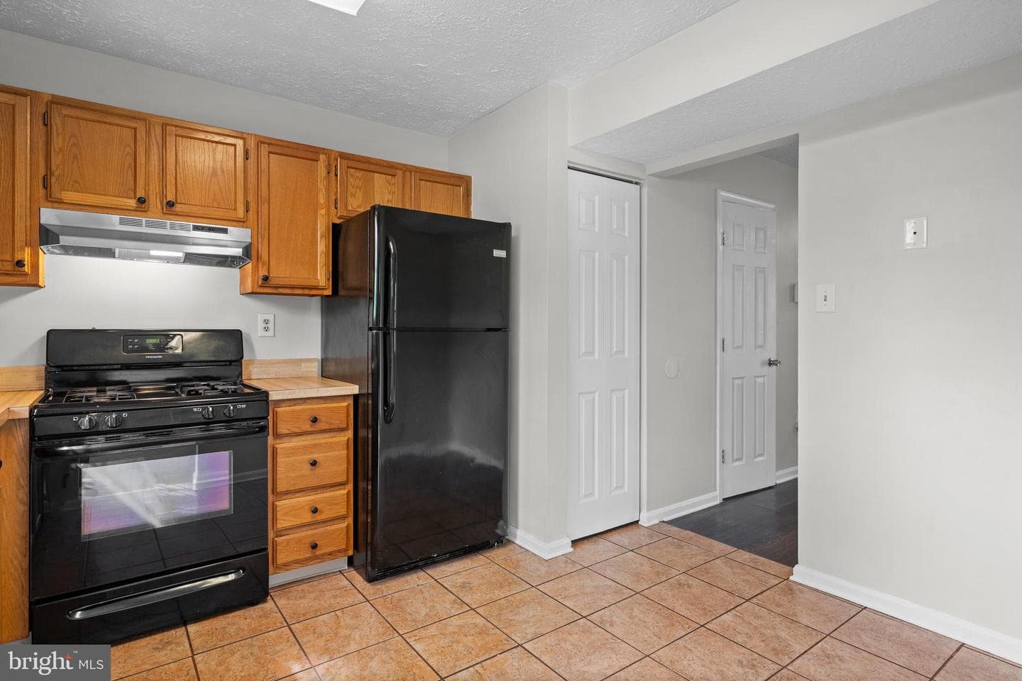2495 Homestead Court photo 12